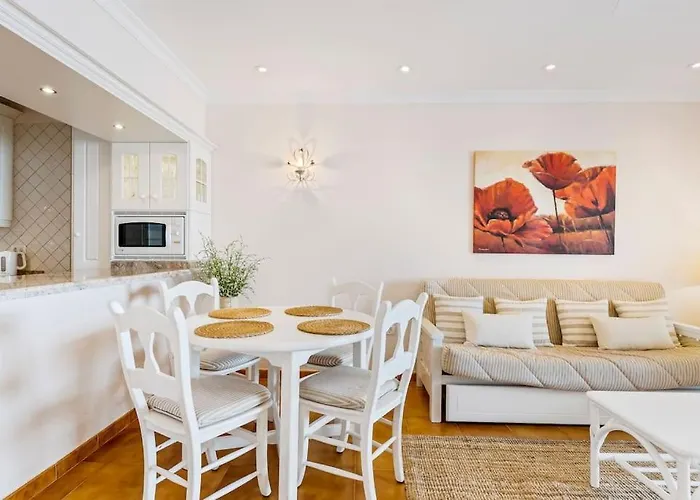 Neptuno “playa De Arenas” * Puerto de Santiago (Tenerife)