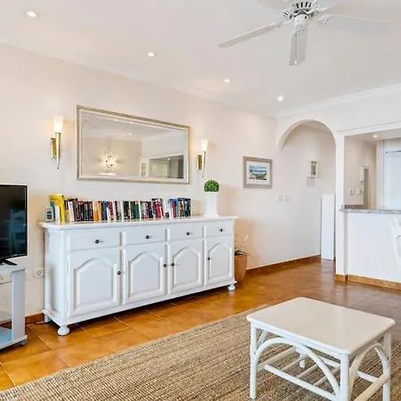 Neptuno “playa De Arenas” *