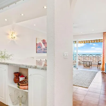 Neptuno “playa De Arenas” * Puerto de Santiago (Tenerife)