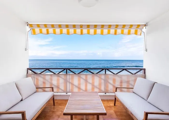 Neptuno “playa De Arenas” アパート *