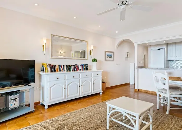 Neptuno “playa De Arenas” *