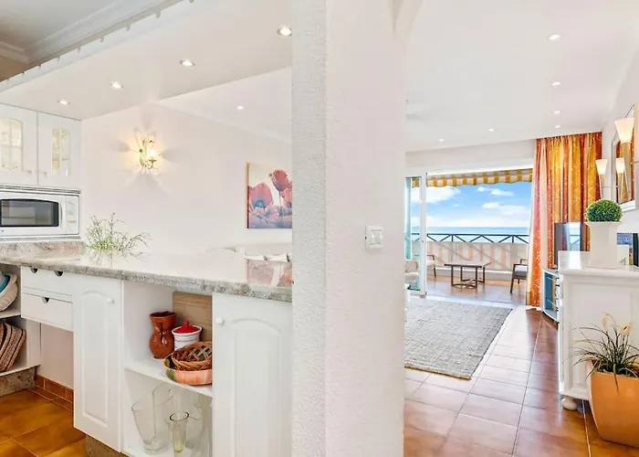 Neptuno “playa De Arenas” * プエルト・デ・サンティアゴ